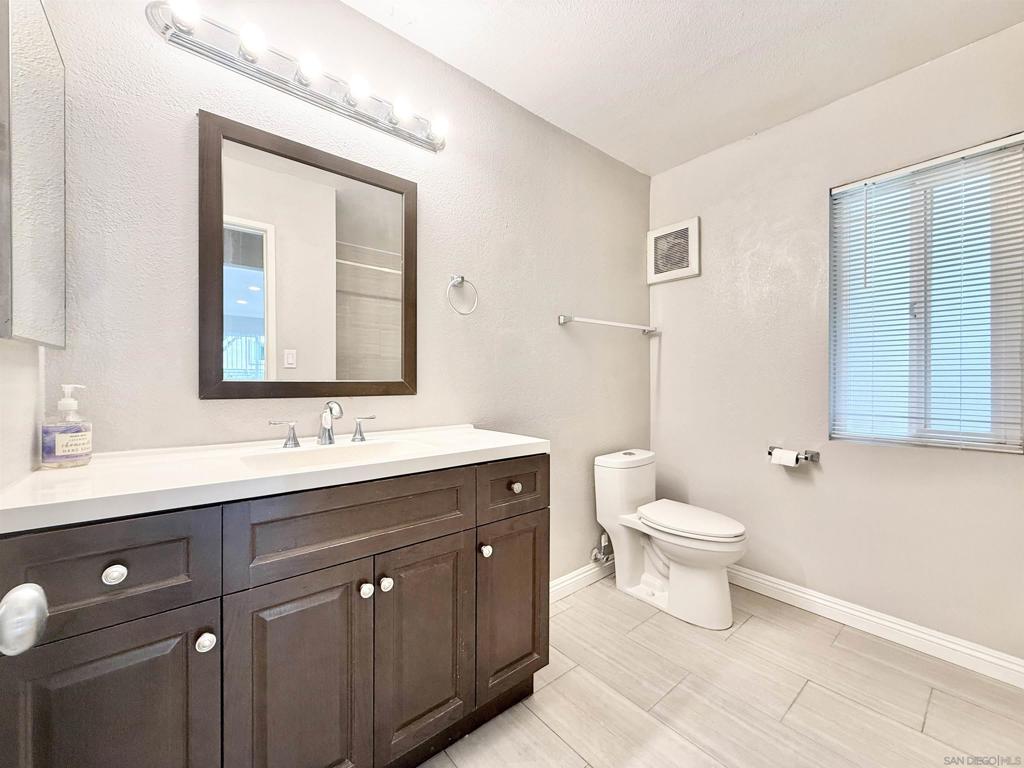 7405 Charmant Dr - photo 10