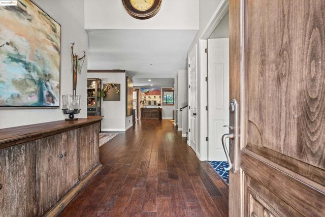 379 Yukon Way, Livermore CA: https://media.crmls.org/mediaz/76ea7b0f-6050-4488-b4d0-837490ae1ec5.jpg