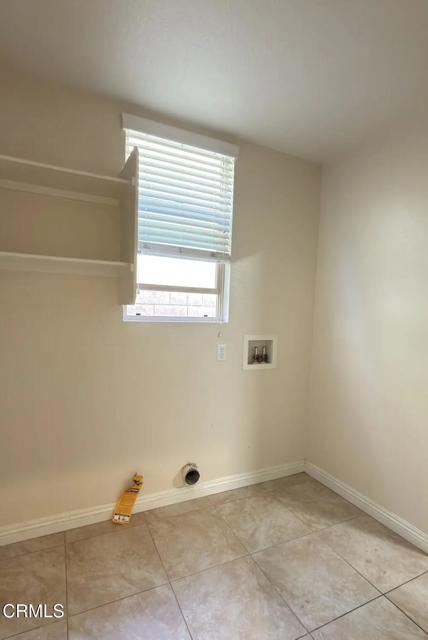 Detail Gallery Image 15 of 22 For 433 Merced Ct, Corona,  CA 92880 - 4 Beds | 2/1 Baths