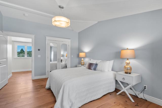 40 S Circle Drive, Santa Cruz CA: https://media.crmls.org/mediaz/76eba746-c847-43a7-a773-aa625f2cd9f2.jpg