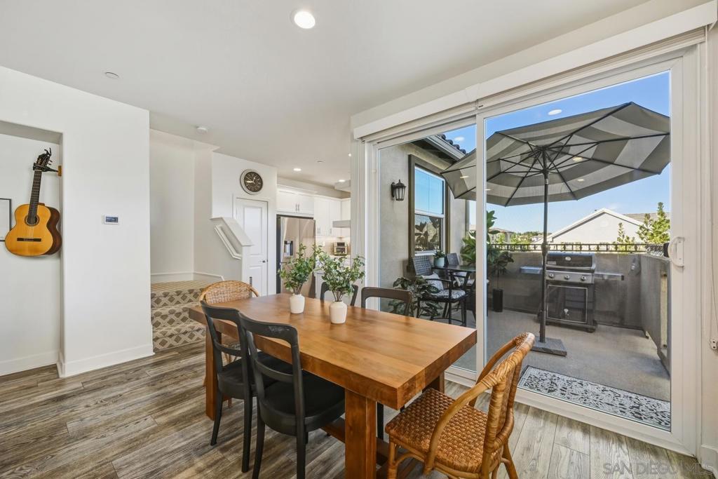 MLS #250043003SD image #10