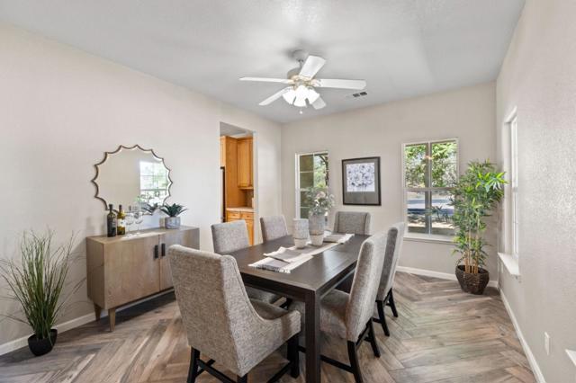 Image 17 of 90 For 157 Oak Knoll Court