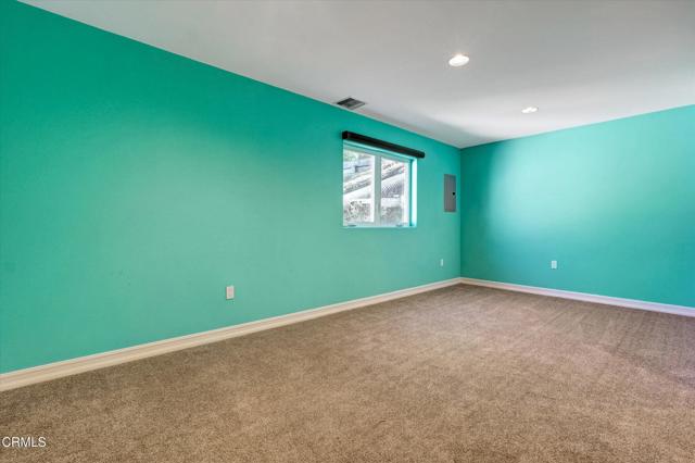 Image 47 of 59 For 561 Ventu Park Road