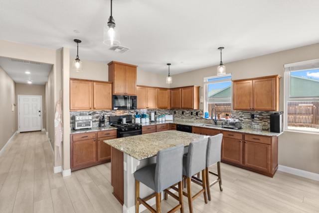 4656 Mccormack Road, Rio Vista CA: https://media.crmls.org/mediaz/76ed9dd7-ad76-475d-a8c9-cedd6b9d2179.jpg