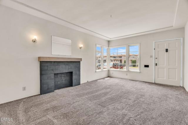 4419 4419 1/2 Corliss Street, Los Angeles CA: https://media.crmls.org/mediaz/76edb569-ce7d-4000-a21a-2c87abf2cde5.jpg