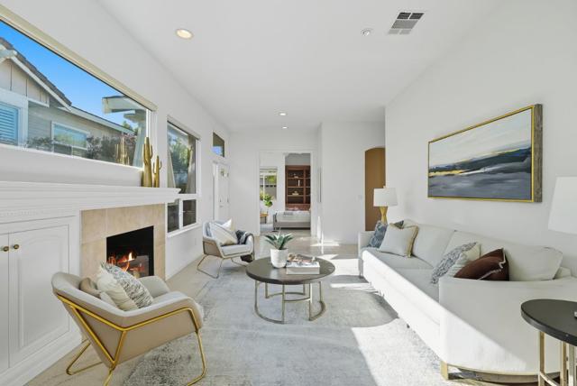 2044 Folle Blanche Drive, San Jose CA: https://media.crmls.org/mediaz/76eee04e-9915-497a-9133-e90916655e96.jpg