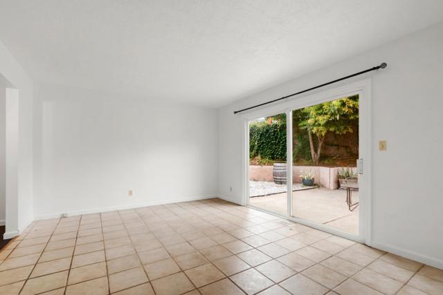 1091 Century Drive, Napa CA: https://media.crmls.org/mediaz/76ef0749-03e7-47ea-b34b-11c98d36dc45.jpg