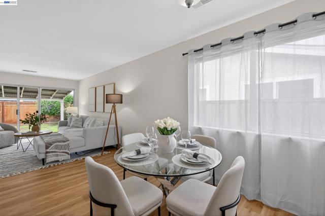 Image 9 of 32 For 15753 Via Sonata