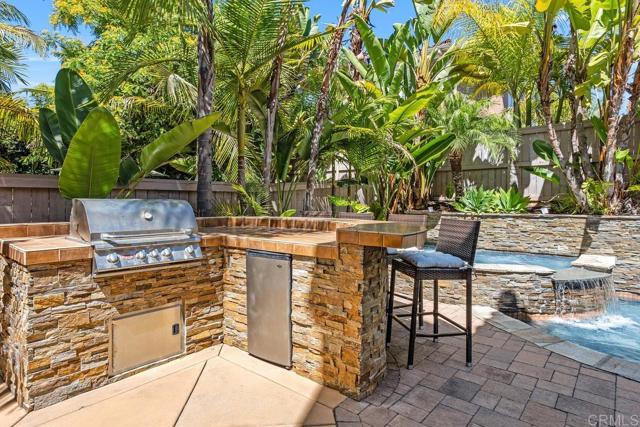 1813 Windriver Street, San Marcos CA: https://media.crmls.org/mediaz/76f19d55-750c-4ea9-8377-b9a49970d83d.jpg