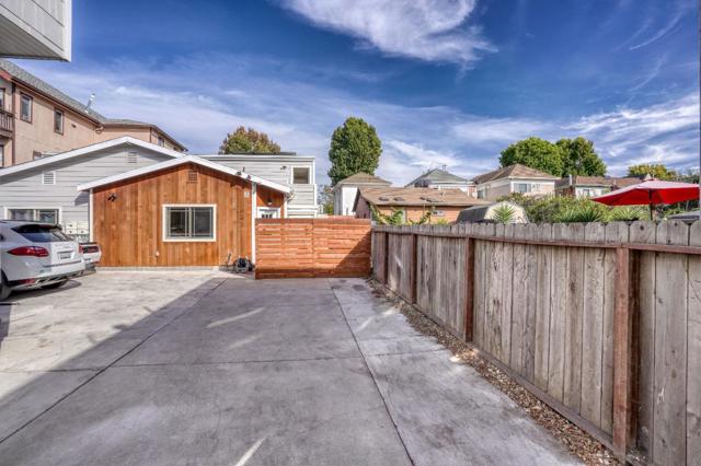 Image 16 of 39 For 3005 Harper Street