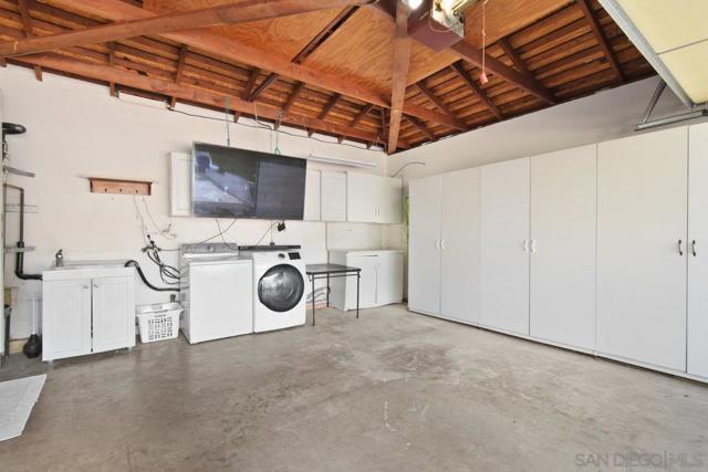 3033 Browning, San Diego CA: https://media.crmls.org/mediaz/76f23fc8-5fc7-42e7-98cb-ad9ab6a800d3.jpg