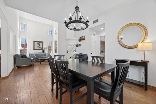 5004 Ladera Vista Drive, Camarillo CA: https://media.crmls.org/mediaz/76f2b6d6-9fd0-4117-9f57-e54bb4f6de59.jpg