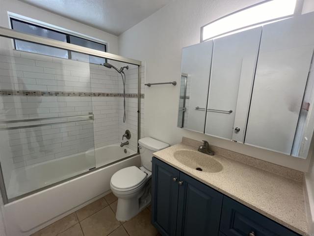 Image 15 of 44 For 2556 Ocean Cove Dr.
