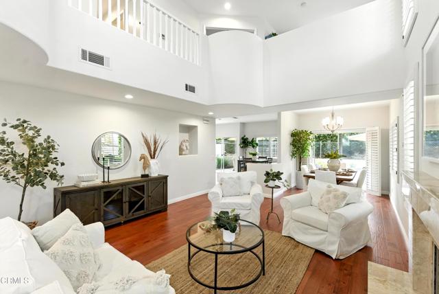 1117 Pan Court, Thousand Oaks CA: https://media.crmls.org/mediaz/76f42ecb-6330-4aa4-b413-8b56d49fd81f.jpg