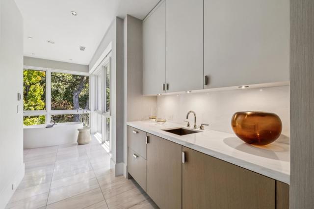 1 Tallwood Court, Atherton CA: https://media.crmls.org/mediaz/76f49e4c-7476-43e6-bac7-d27492bec9ad.jpg