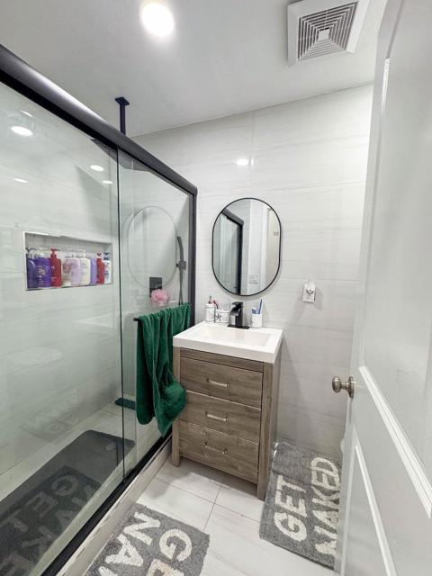 181 Alexander Avenue, San Jose CA: https://media.crmls.org/mediaz/76f4f1ba-e85d-4080-a4fc-1473c65363a2.jpg