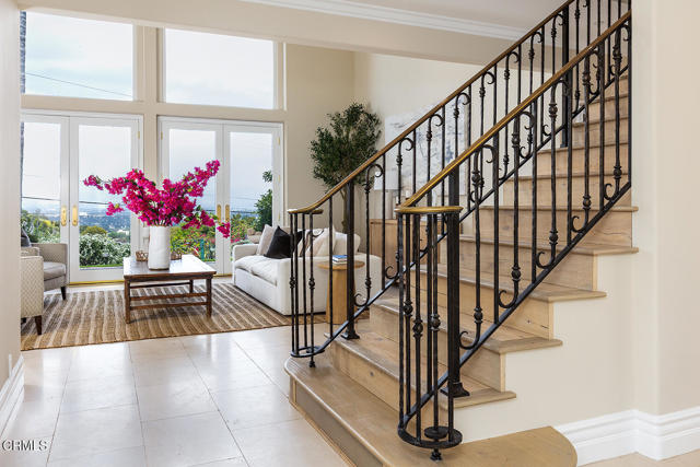 Detail Gallery Image 7 of 46 For 15450 Briarwood Dr, Sherman Oaks,  CA 91403 - 4 Beds | 4/1 Baths