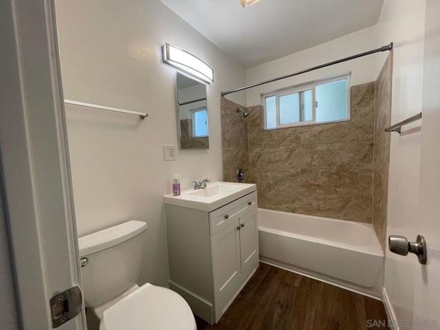 2254 Garnet Ave, San Diego CA: https://media.crmls.org/mediaz/76f6e639-ab97-4084-8931-c563915a5565.jpg