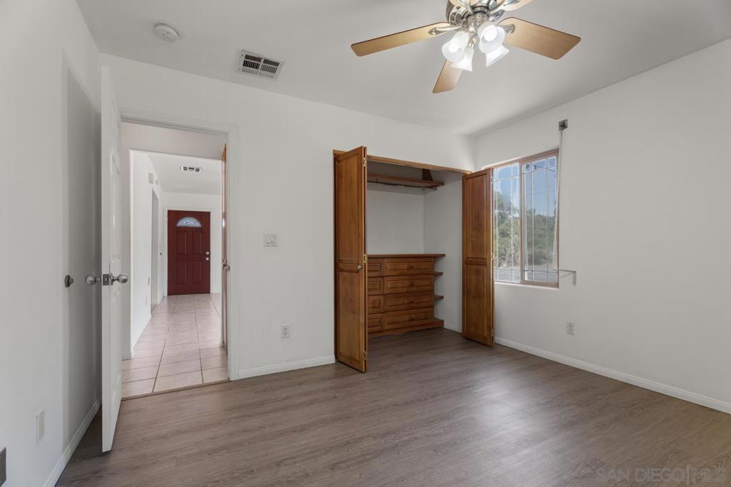 5204 Chollas Pkwy - photo 15