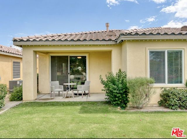 82104 Hopkins Drive, Indio CA: https://media.crmls.org/mediaz/76f73e46-097a-456a-9c9a-ada923fe289d.jpg