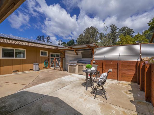 20150 Tarawild Court, Prunedale CA: https://media.crmls.org/mediaz/76f79f92-ca57-478c-99d2-338df5fd569b.jpg