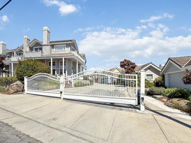 160 Frederick Street, Santa Cruz CA: https://media.crmls.org/mediaz/76f80ae1-75fa-40e0-971d-47a91af2b7ad.jpg