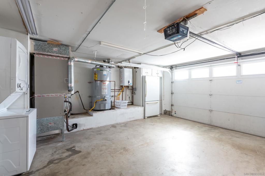 MLS #250000738SD image #34