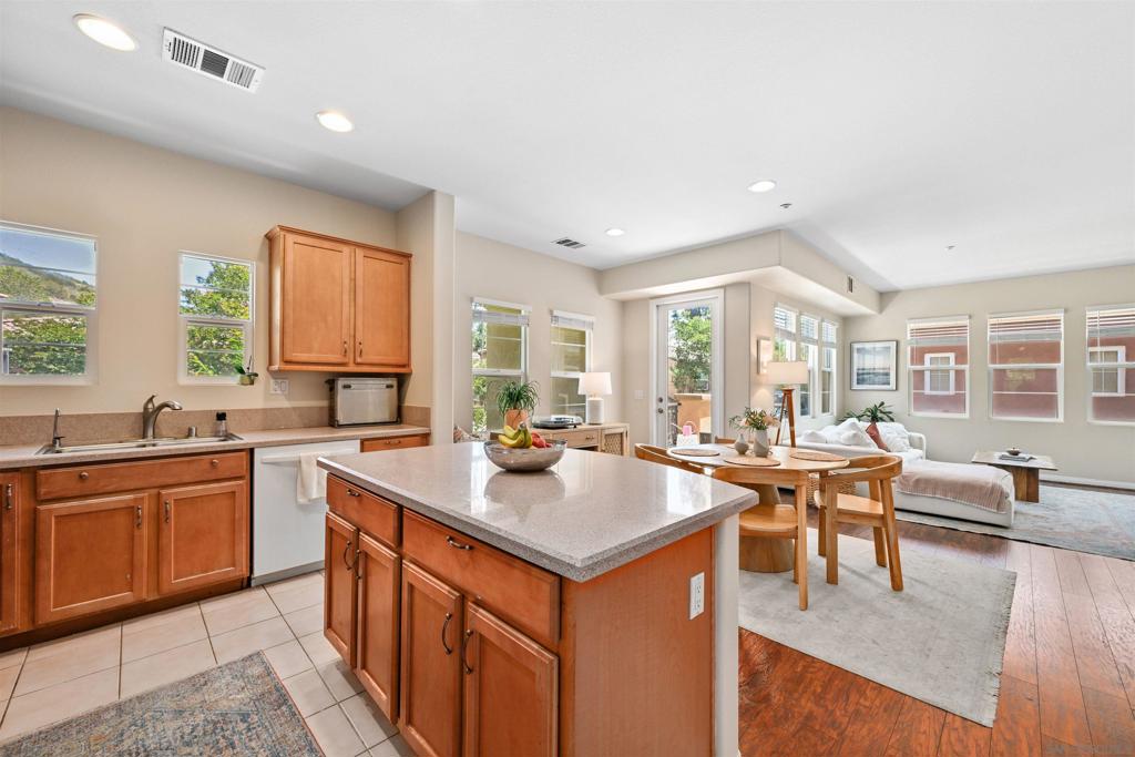 1355 Sky Ridge - photo 8