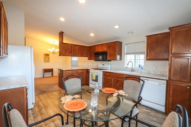 444 Whispering Pines Drive, Scotts Valley CA: https://media.crmls.org/mediaz/76f93aa9-0415-4138-a0e2-97928f647055.jpg