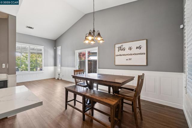4813 Carrington Dr, Oakley CA: https://media.crmls.org/mediaz/76f9d7b1-3173-4936-9f3e-c48bddb958cb.jpg