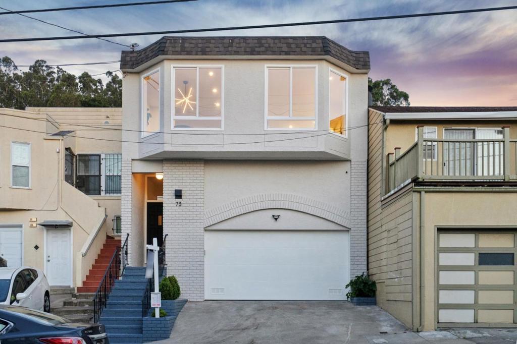 https://media.crmls.org/mediaz/76fa0a3f-a276-4308-a5d8-fd6a0399ea20.jpg?preset=X-Large