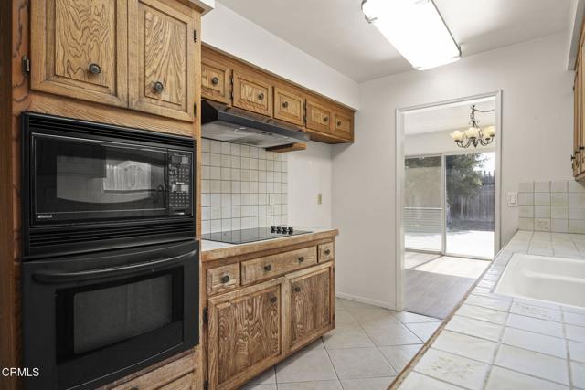1138 Lantana Street, Camarillo CA: https://media.crmls.org/mediaz/76fa19e5-e6e5-44d9-819e-e78880cbcc4c.jpg
