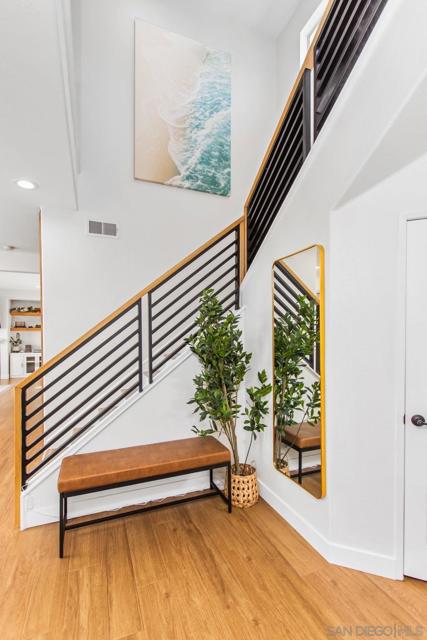 11799 Westview Pkwy, San Diego CA: https://media.crmls.org/mediaz/76fa36b8-429e-45cd-bd0a-59bd162bd19d.jpg