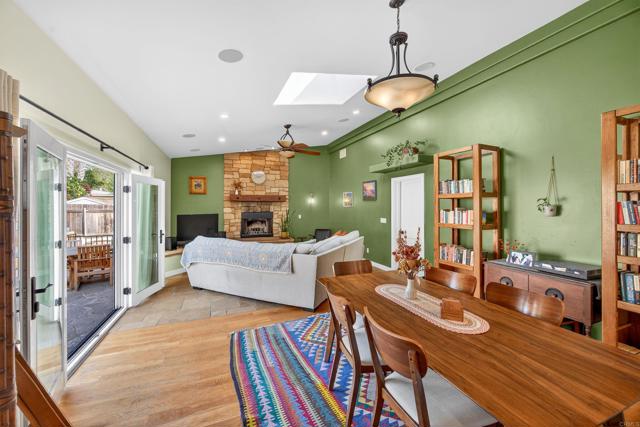 Detail Gallery Image 11 of 55 For 4557 Toni Ln, La Mesa,  CA 91942 - 3 Beds | 2 Baths