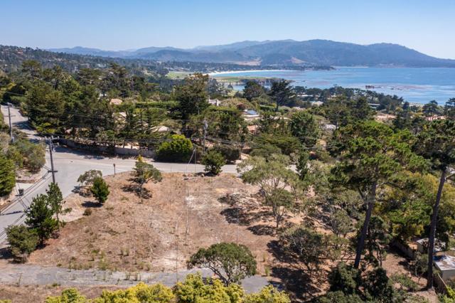 1458 Riata Road, Pebble Beach CA: https://media.crmls.org/mediaz/76fc0079-6e5f-44f2-a2f3-cfd327425eaf.jpg