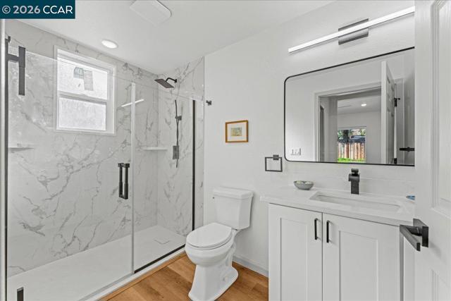 5169 Concord Blvd, Concord CA: https://media.crmls.org/mediaz/76fce435-c53e-4ec1-837f-64c11fbef025.jpg