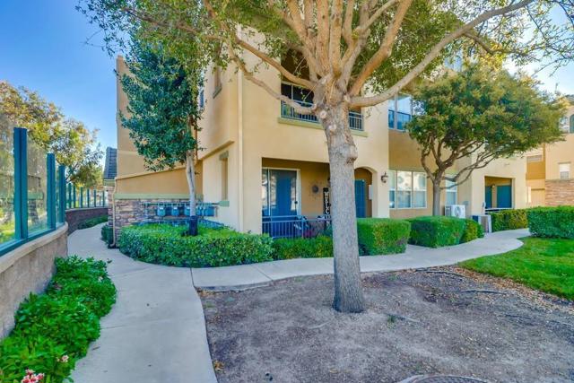 1875 Baudouin Pl, Chula Vista CA: https://media.crmls.org/mediaz/76fe01d2-9fad-4b02-943c-35da19114f0f.jpg