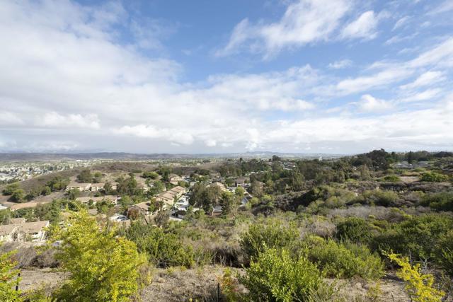 3902 Vista Campana N, Oceanside CA: https://media.crmls.org/mediaz/76fe3162-7251-411e-a75a-46bd380c709d.jpg