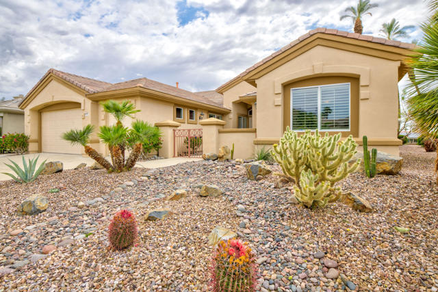 35232 Moorbrook Road, Palm Desert CA: https://media.crmls.org/mediaz/76fe6bf0-877a-4da5-93ea-7ba3f0542ba9.jpg