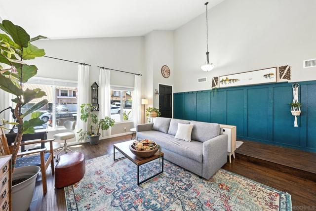 13445 Appalachian Way, San Diego CA: https://media.crmls.org/mediaz/76feabee-2ed1-4b8f-8c67-ff5d9e4f07f6.jpg