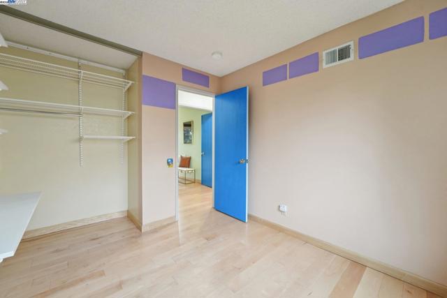 4942 Rocklin Dr, Union City CA: https://media.crmls.org/mediaz/76ff1f77-498e-4f64-b8ee-8e8d923cb4f0.jpg