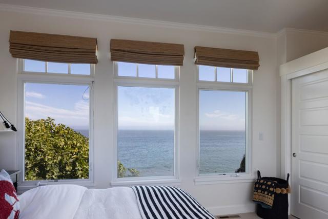 4840 Cliff Drive, Capitola CA: https://media.crmls.org/mediaz/76ff261d-3aa8-4979-98d0-da04da1b2b74.jpg