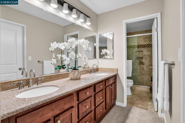 1430 Tampico Pl, Walnut Creek CA: https://media.crmls.org/mediaz/76ffb95d-dc14-4fb2-82d1-7b6fd39eb17b.jpg