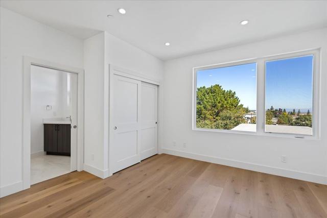 61 HILLTOP Drive, San Carlos CA: https://media.crmls.org/mediaz/770084ba-8dfe-4a91-8b6b-938c41b7f7a0.jpg