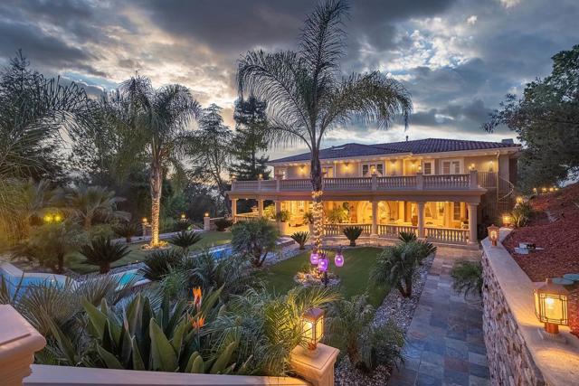 16840 Cypress Way, Los Gatos CA: https://media.crmls.org/mediaz/77013bd5-b449-4a86-8c6a-35079d1f13d3.jpg