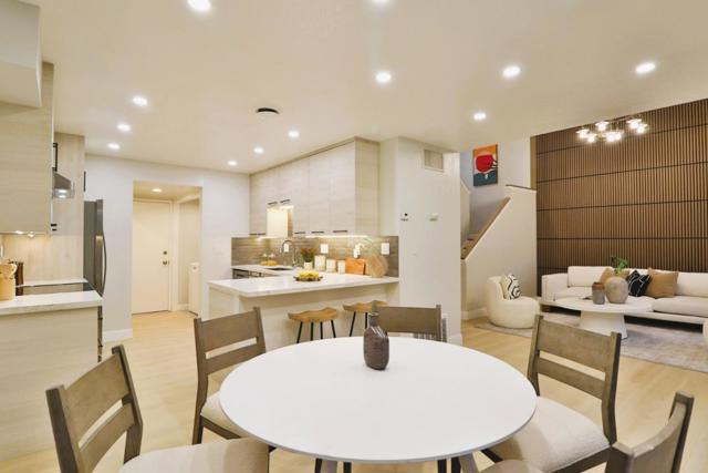 284 Rosewood Court, Hayward CA: https://media.crmls.org/mediaz/77014c72-e7ea-4e10-91d4-7e77d8a30da2.jpg