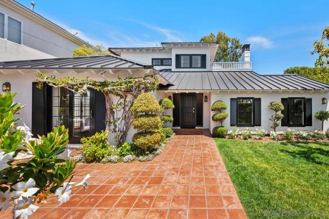 7505 Pepita Way, La Jolla CA: https://media.crmls.org/mediaz/7701f401-b7c8-423d-8723-9d4d688ceb8a.jpg
