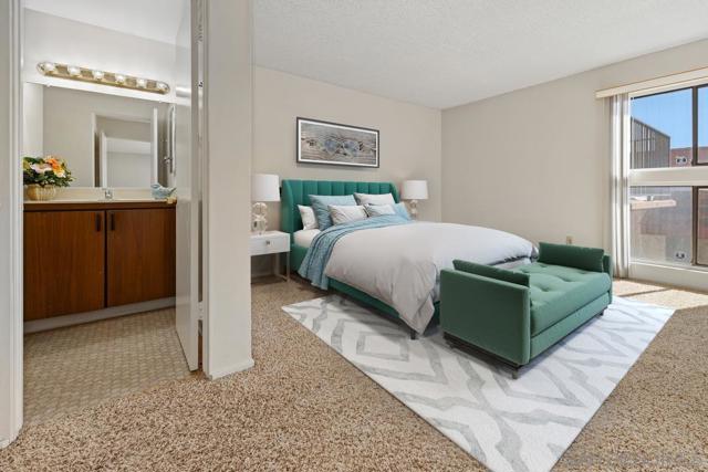 2600 TORREY PINES Rd, La Jolla CA: https://media.crmls.org/mediaz/77022381-d43e-4c16-8ac9-d1e9130767ab.jpg