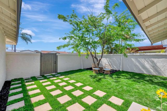 11187 Tyrolean Way, San Diego CA: https://media.crmls.org/mediaz/770262ef-c6d3-4cca-9ede-d7c61f3cdbc5.jpg