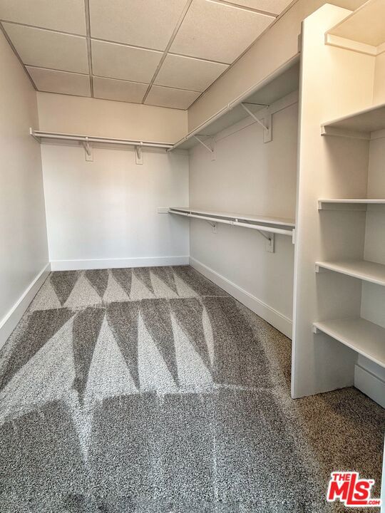 717 W Olympic Boulevard, Los Angeles CA: https://media.crmls.org/mediaz/7703b520-37ec-4277-8bd9-0698776516fd.jpg